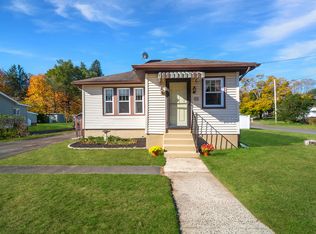 81 Hanover St, Wallingford, CT 06492