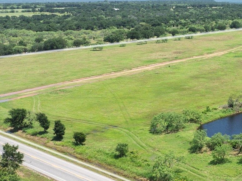 2nd image of 3 Hackberry Ln