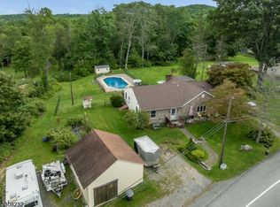 266 Brass Castle Rd, Oxford, NJ 07863