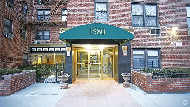 1st image of 1580 E 18th St APT 2K