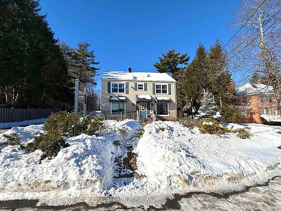 2nd image of 158 Dufferin St