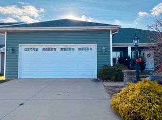 1511 Stonebluff Ct #0, Champaign, IL 61822