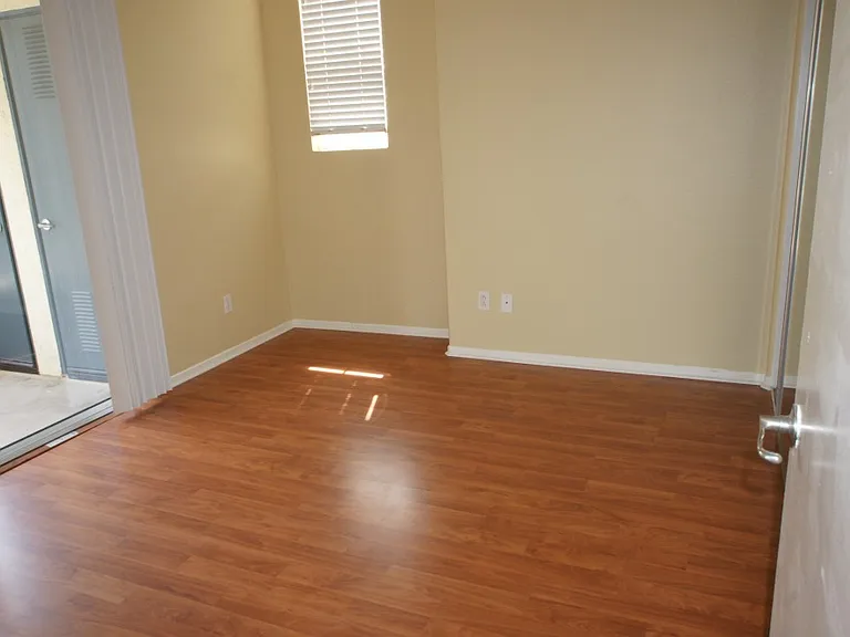 1338 Nicolette Ave #1022 — Photo 18