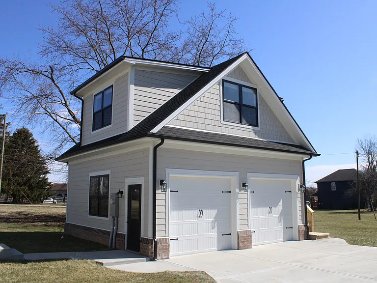792 Caden Ln — Photo 2