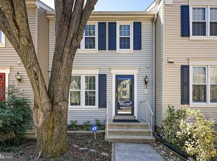 81 Fendall Ave, Alexandria, VA 22304