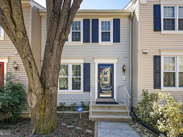 81 Fendall Ave, Alexandria, VA 22304