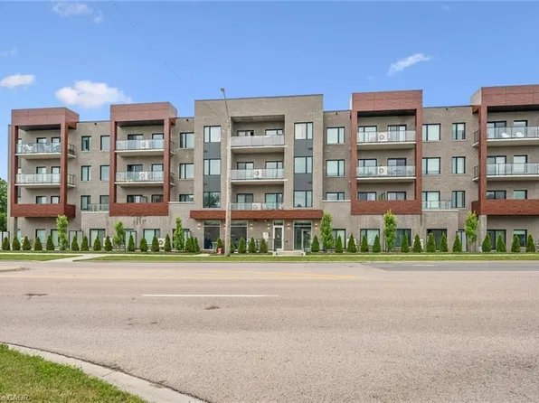 408 Dundas St S #203, Cambridge, ON N1R 0E8