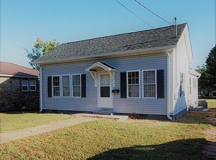 105 E 12th St, Metropolis, IL 62960