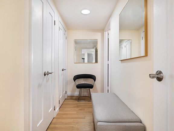 5th image of 308 E 38th St APT 7-E