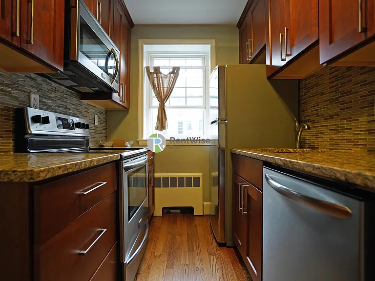 25 Englewood Ave #4 — Photo 7