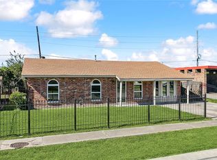 2020 Sauvage Ave, Marrero, LA 70072