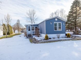 6381 Lambert St, Victor, NY 14564