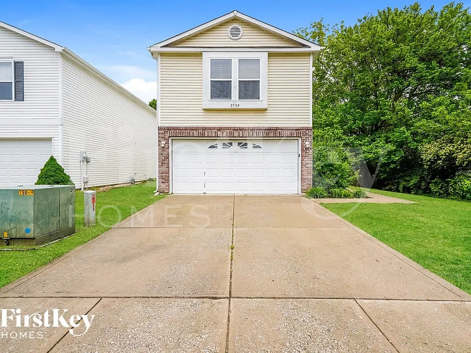 2732 Redland Ln