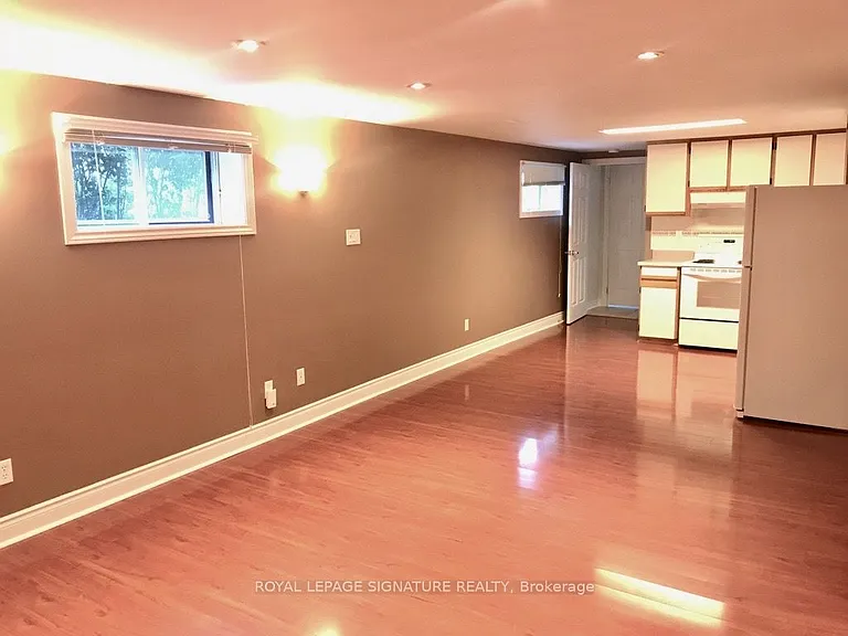 2667 Sherhill Dr #LOWER — Photo 5
