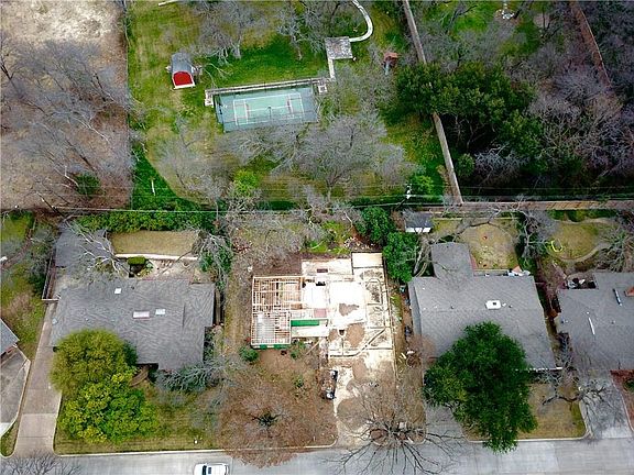 5th image of 2709 Harlanwood Dr