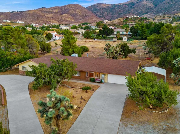 626 Westlake Dr, Palmdale, CA 93551