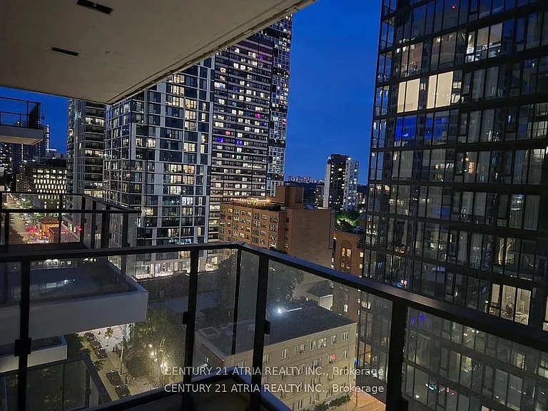 77 Shuter St #1607 — Photo 11