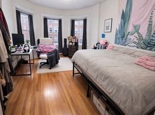 195 Winthrop Rd #3, Brookline, MA 02445