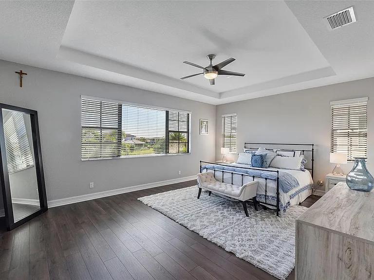11036 Meridian Dr N — Photo 24