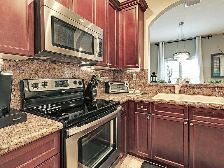 400 Lake Monterey Cir — Photo 11