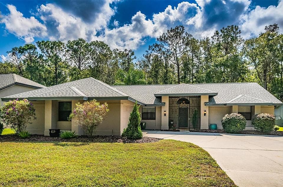 1st image of 616 Waterford Cir E