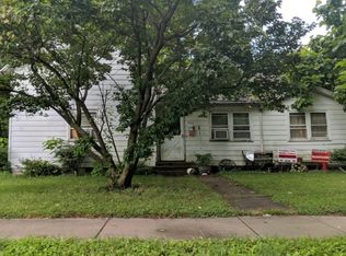 500 N College St, Salem, IL 62881