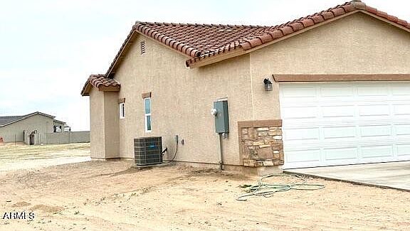 4th image of 1529 N 299th Avenue