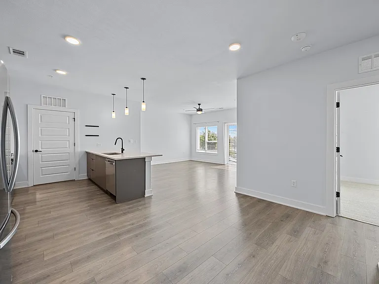 2220 Webberville Rd #324 — Photo 1