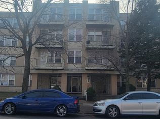 2501 W Touhy Ave APT 107, Chicago, IL 60645