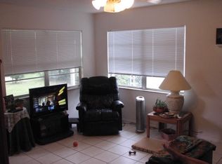 318 Hopkins Ave, Holly Hill, FL 32117