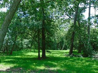 104 Diamond Ln, Friendswood, TX 77546