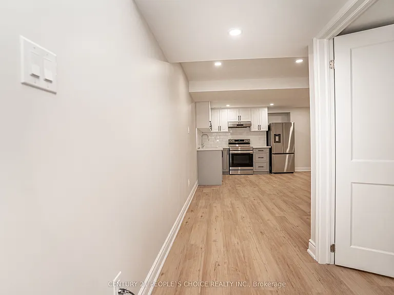 3476 Kelso Cres — Photo 7