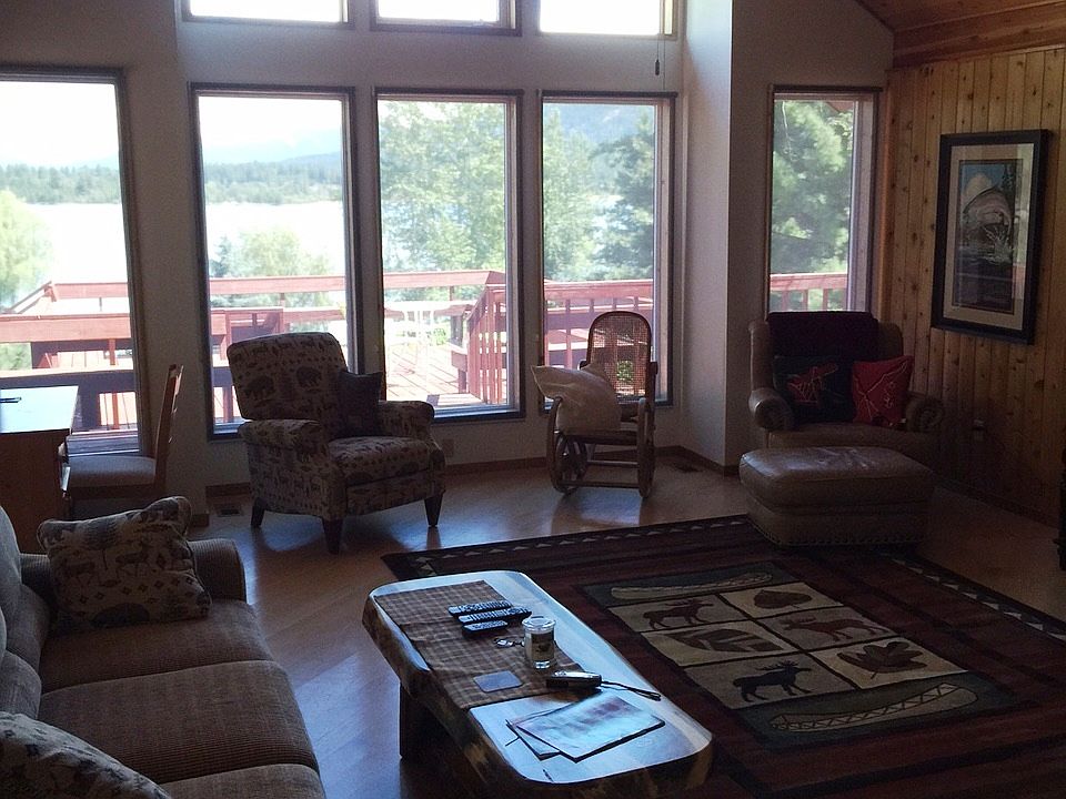 water views & lots of light