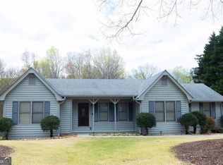 2859 Cascade Dr, Gainesville, GA 30504