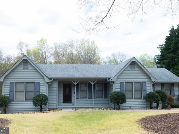 2859 Cascade Dr, Gainesville, GA 30504