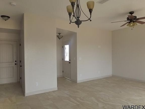 5th image of 3085 Dafne Ave