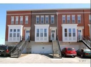 3937 N Washtenaw Ave, Chicago, IL 60618