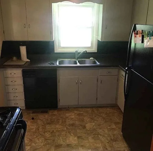 1505 Huntington Way — Photo 4