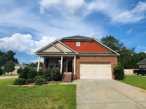 1 Bowhunter Ct, Lugoff, SC 29078