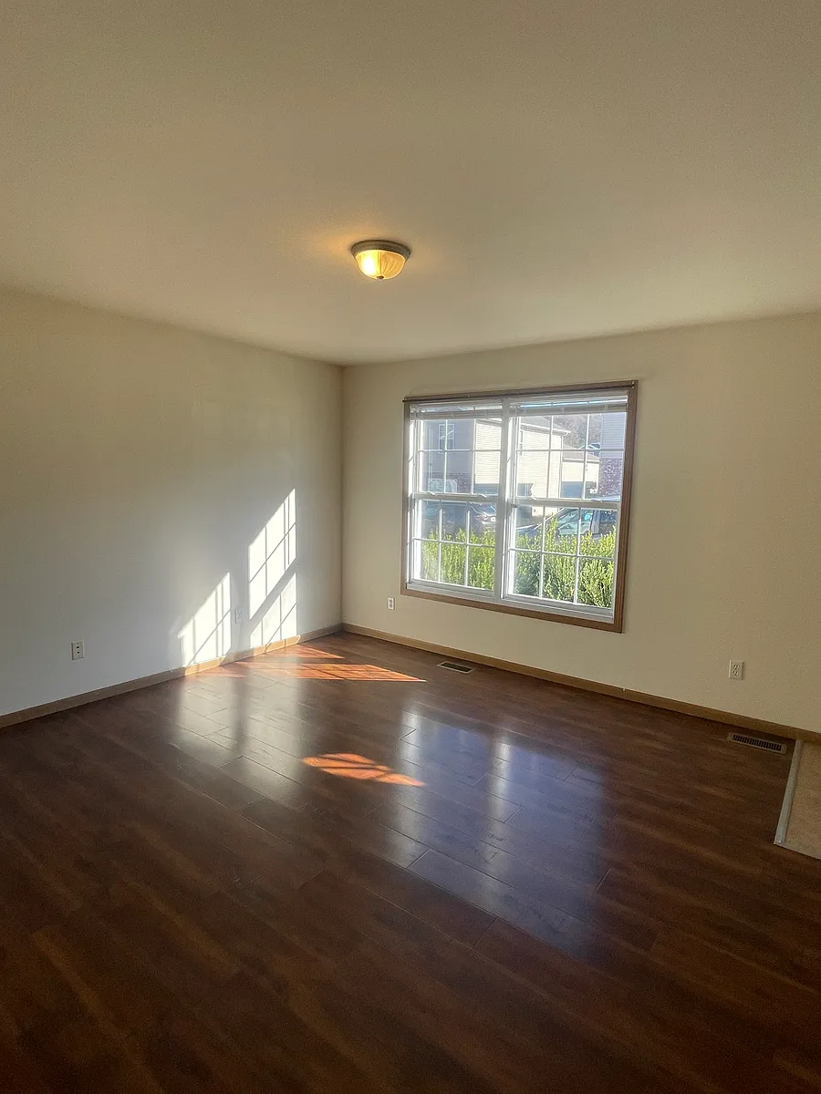Building Photo - 506 Stonebrook Dr