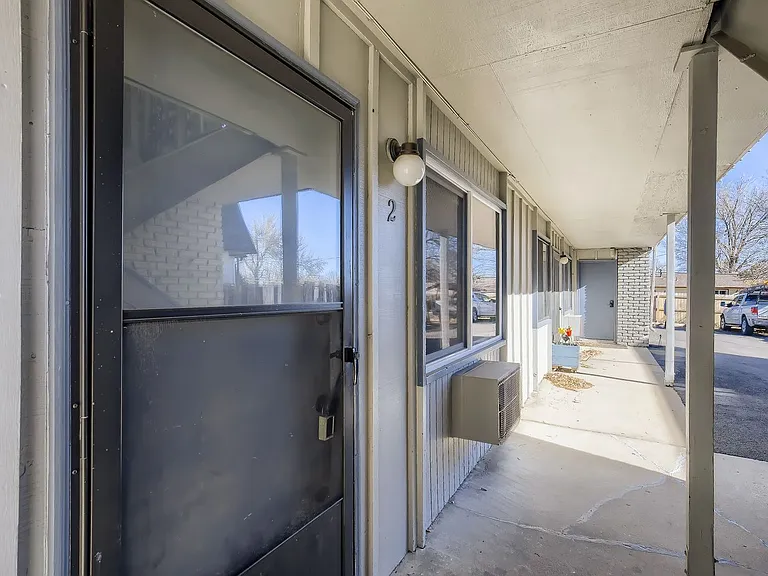 1612 Garfield Ave — Photo 13