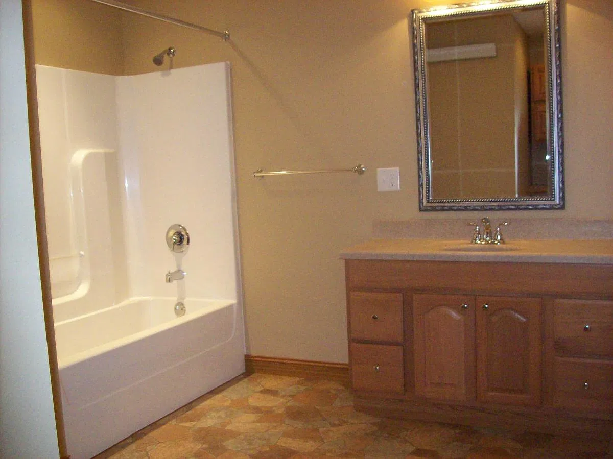 1007 Dano Circle — Photo 2