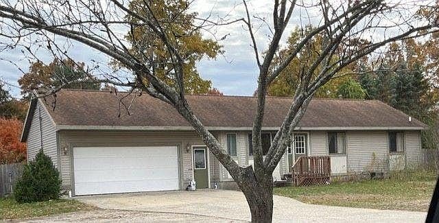 1st image of 1362 W McMillan Rd