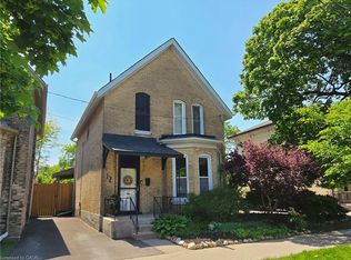 12 Pearl St, Brantford, ON N3T 3N4