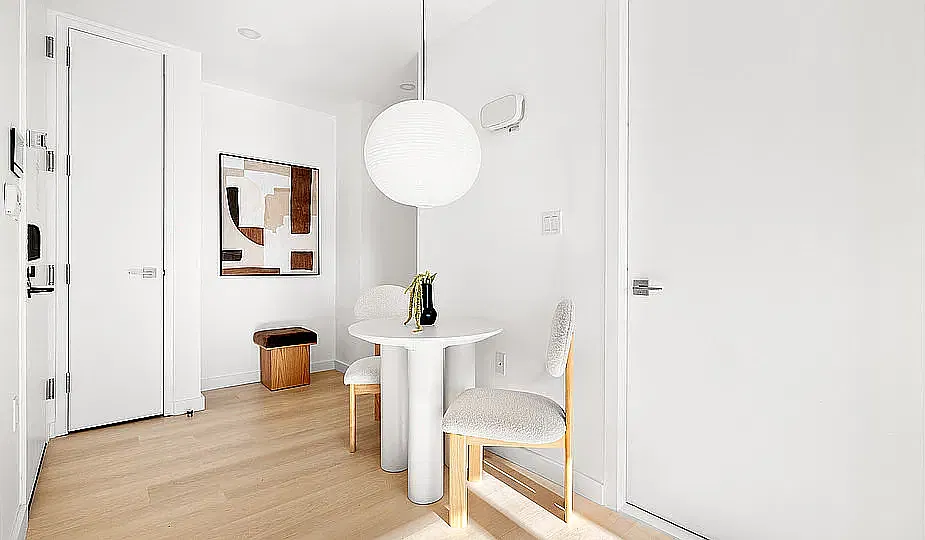 150 Lawrence Street — Photo 3