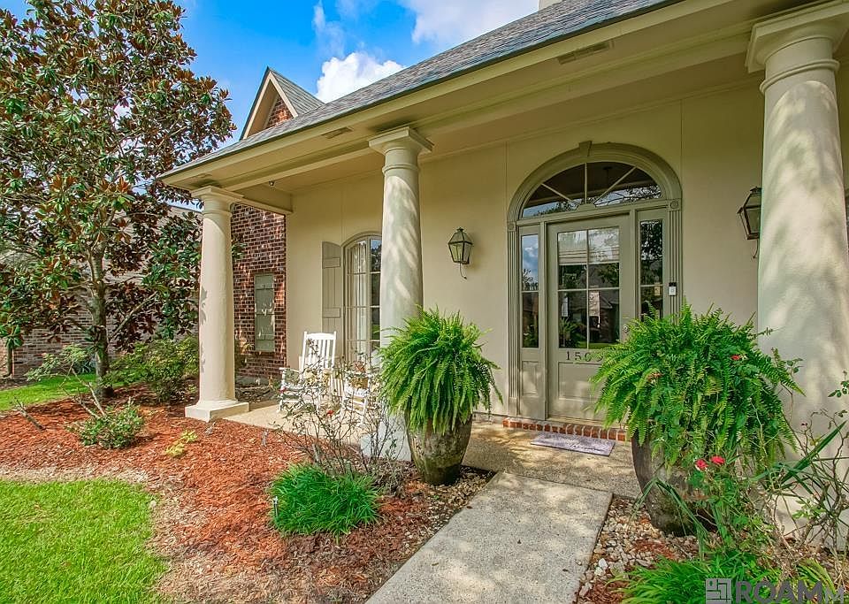 1st image of 15097 Fieldwood Cir