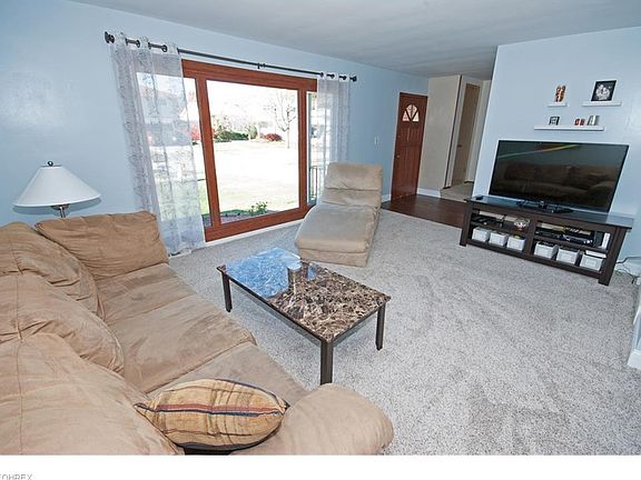 2nd image of 6359 Beverly Dr