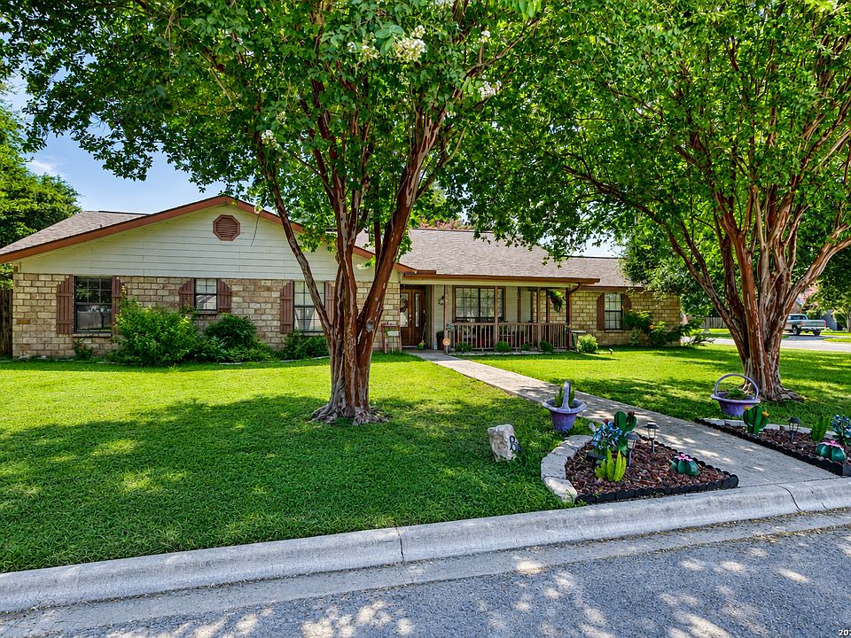 1st image of 841 Sunnyvale Pl