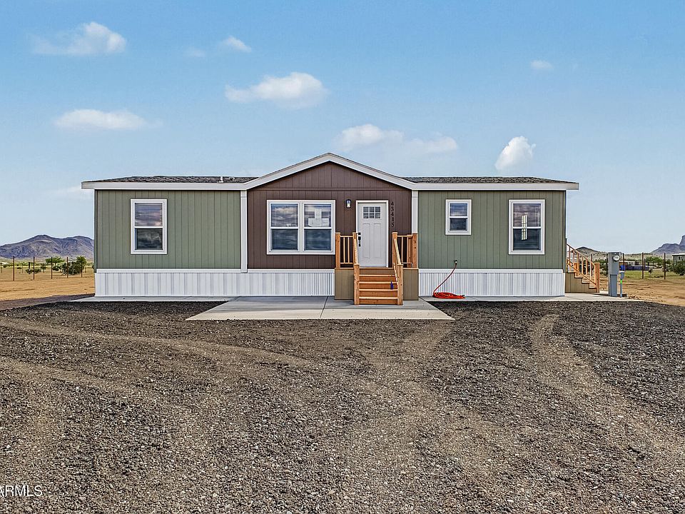 1st image of 43415 W THOMAS Road