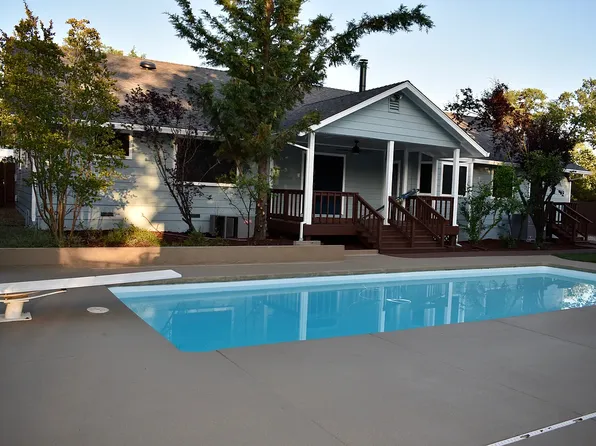 11590 Usona Dr, Redding, CA 96003